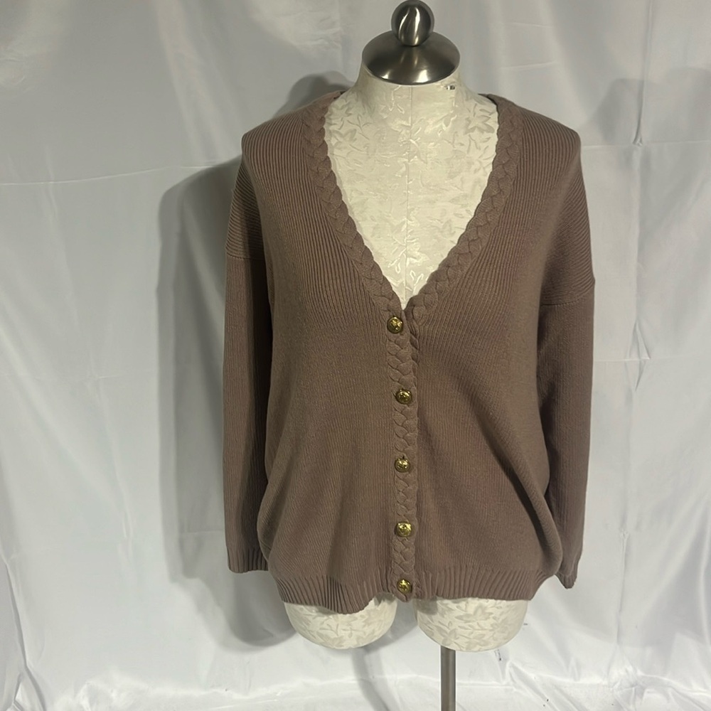C.S.T  women’s button down cardigan sweater size 3X .
